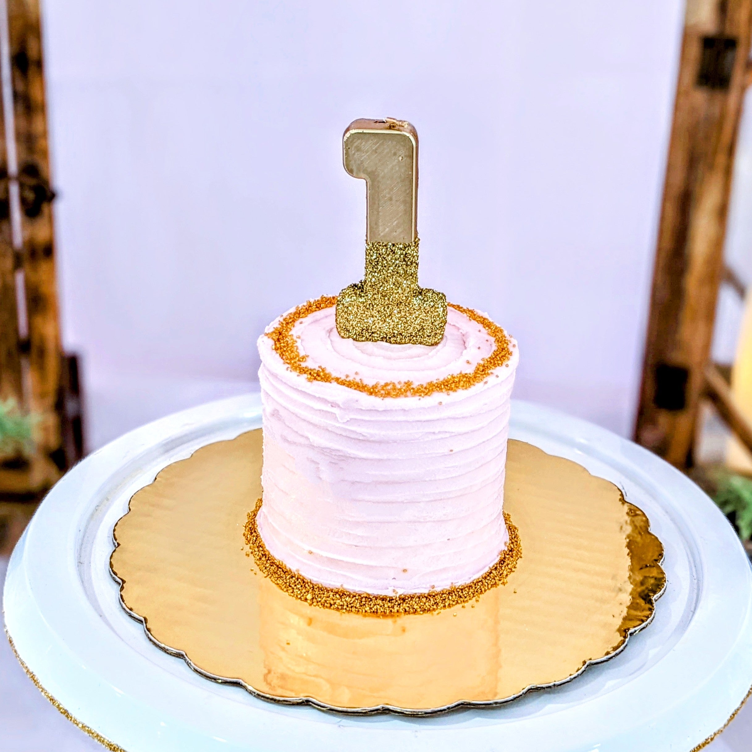 Custom Cake baker decorator in panama city beach florida for wedding cakes birthday cakes cupcake baker