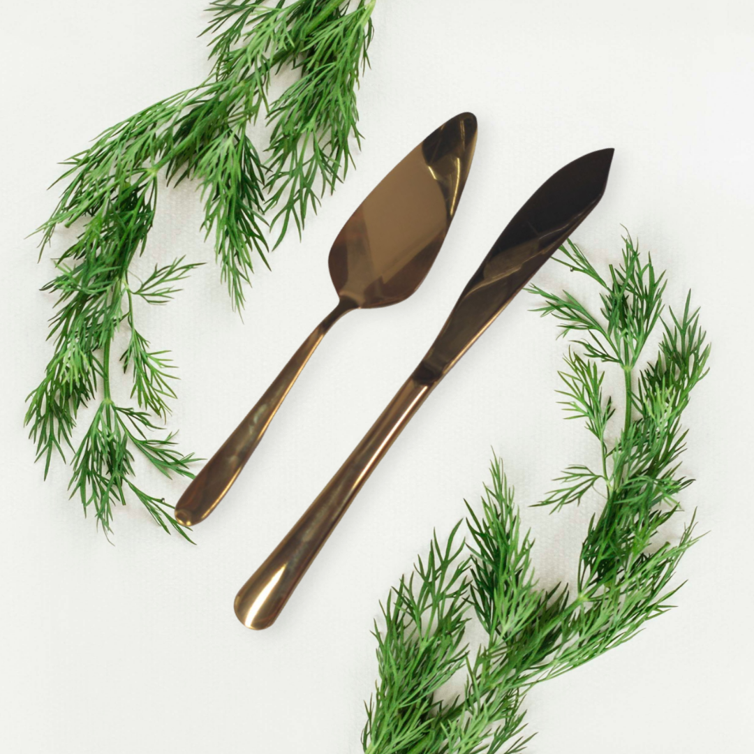 Gold chic cake cutting rental set in Panama City Beach