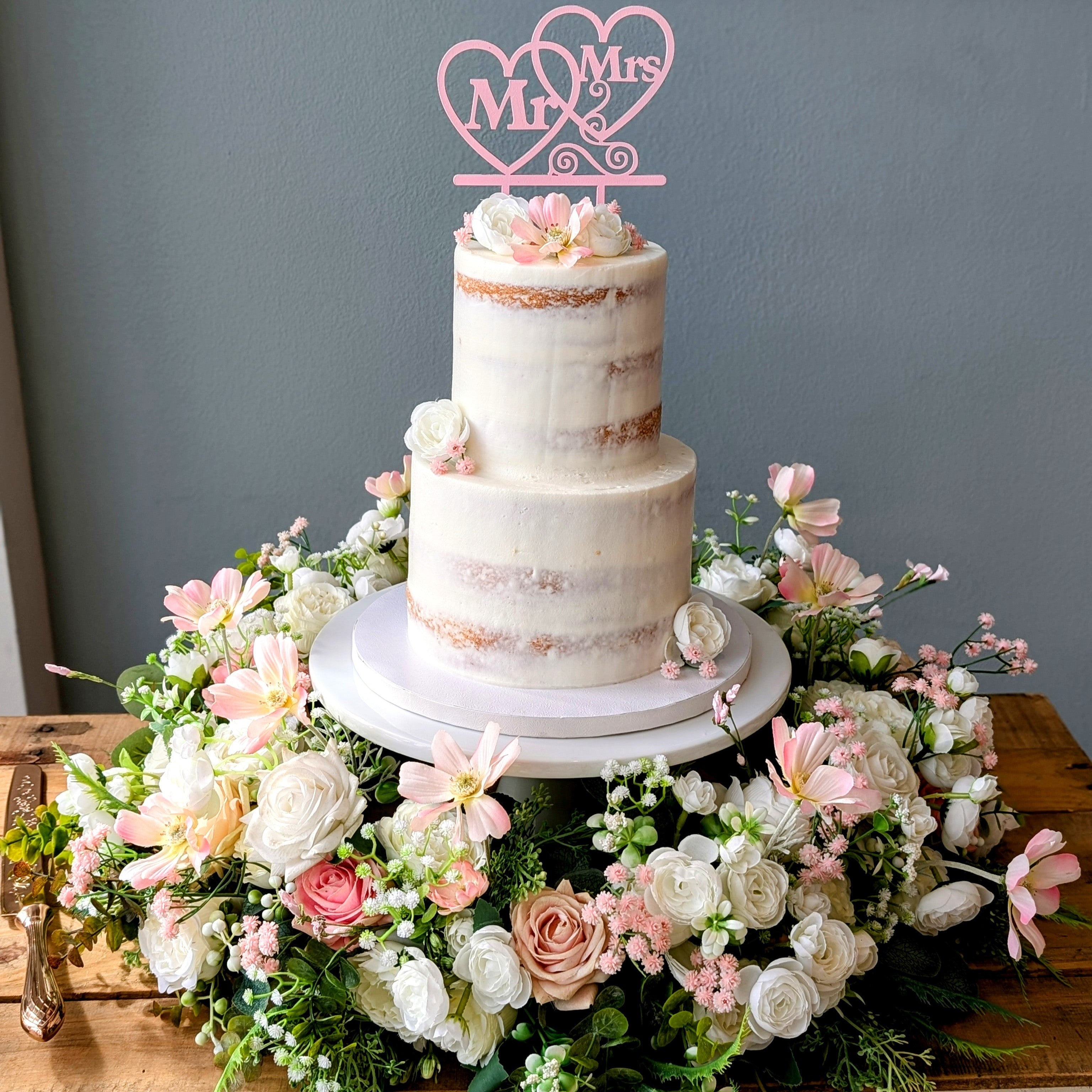 Lilys Porcelain Modern White cake Stand Rental in Panama City Beach