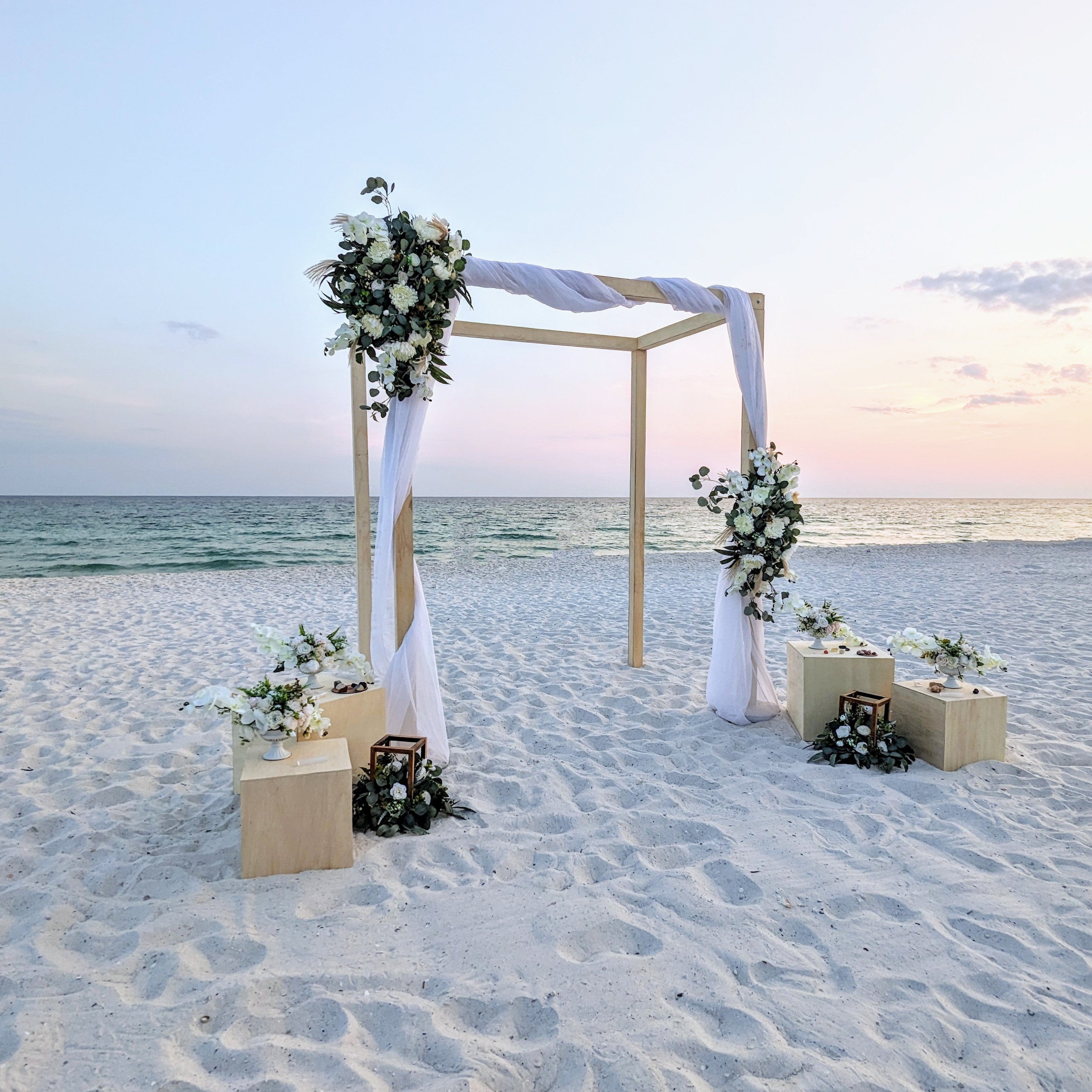 sandwood pillar with floral topper entry marker rental in panama city beach
