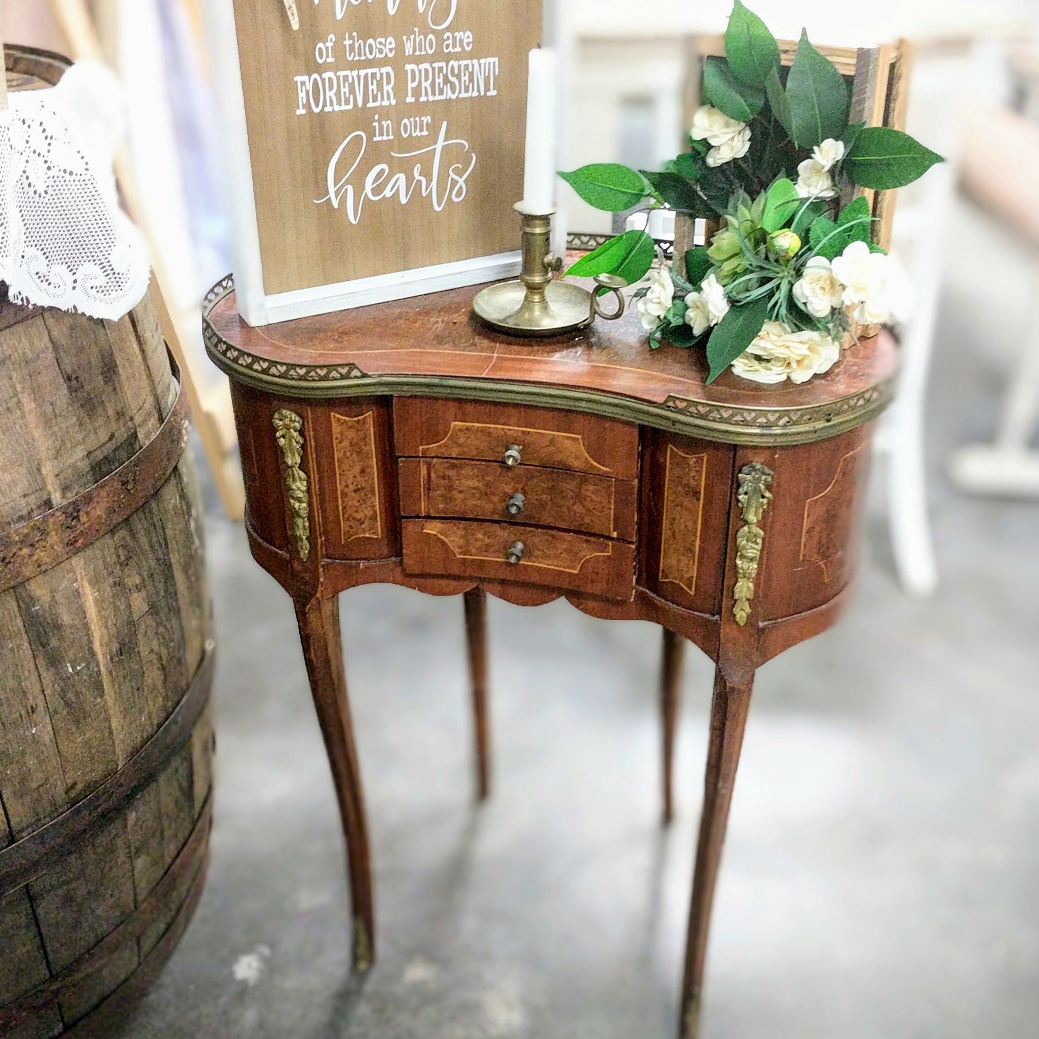 Antique Kidney Accent Table - The Wedding Shop