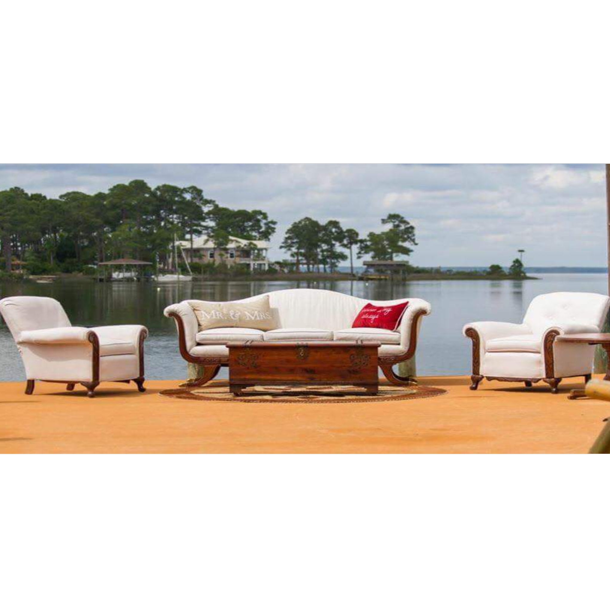 Vintage Seating Lounge Set - The Wedding Shop