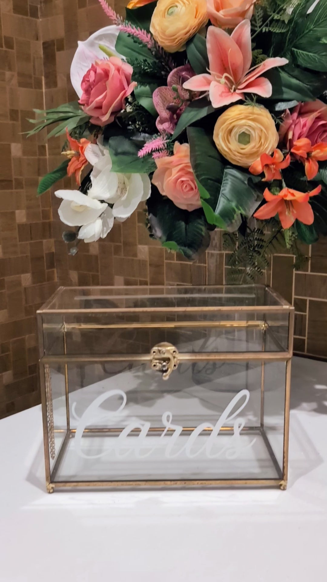 acrylic gold trimmed card box rental